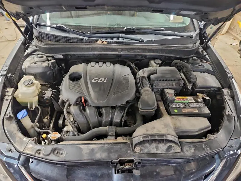 2011 HYUNDAI SONATA GLS  