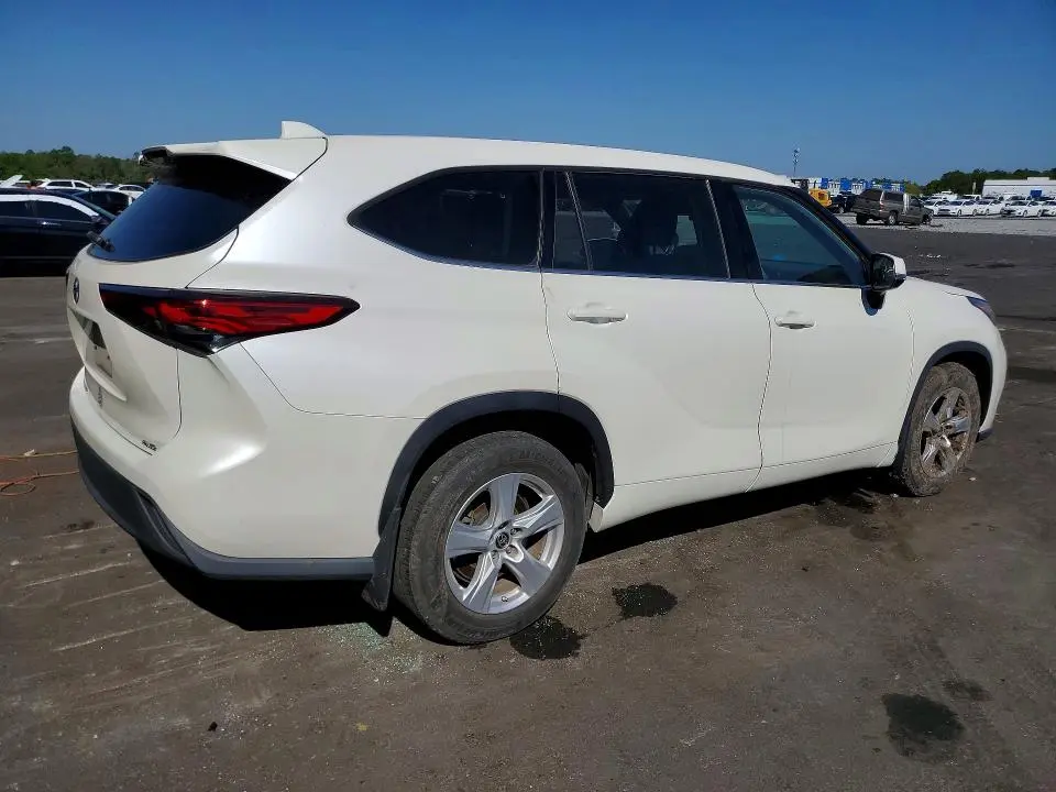 2020 TOYOTA HIGHLANDER L  