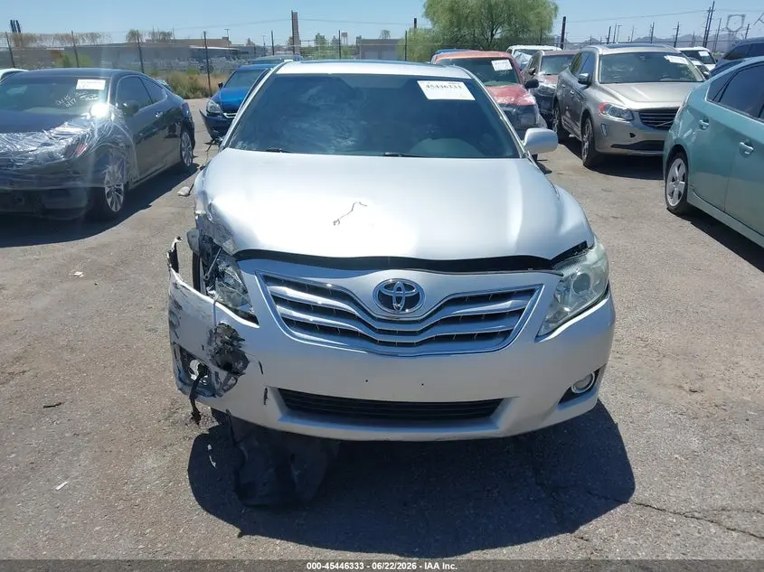 2010 TOYOTA CAMRY XLE V6