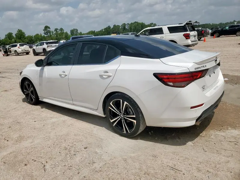 2022 NISSAN SENTRA SR  