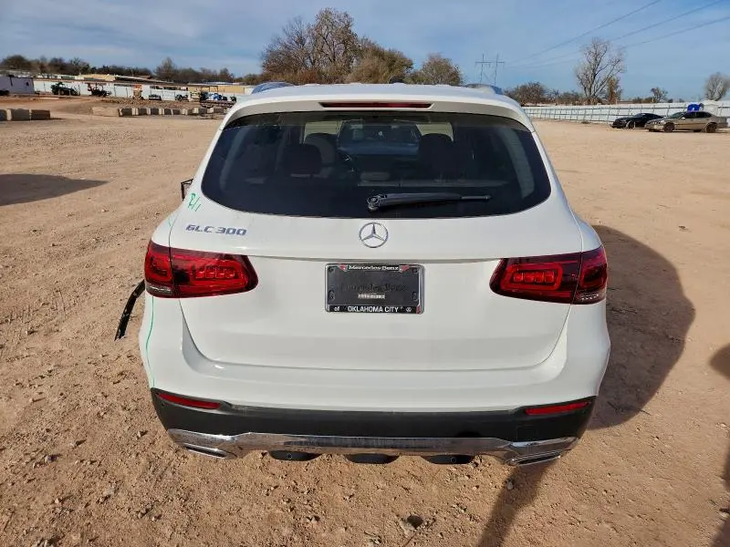 2022 MERCEDES-BENZ GLC 300  