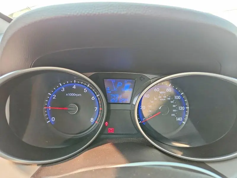 2011 HYUNDAI TUCSON LIMITED  