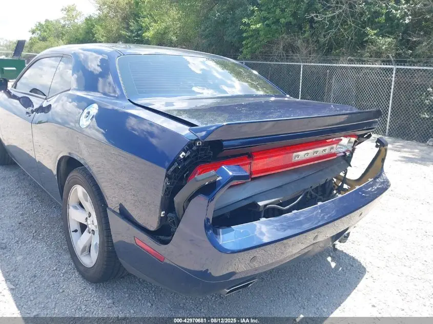 2013 DODGE CHALLENGER SXT