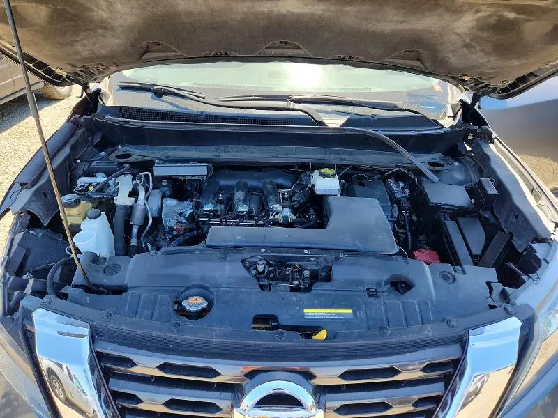 2019 NISSAN PATHFINDER SL  
