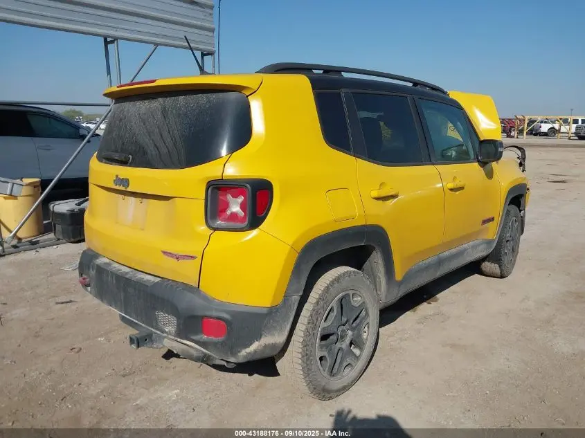 2017 JEEP RENEGADE TRAILHAWK 4X4