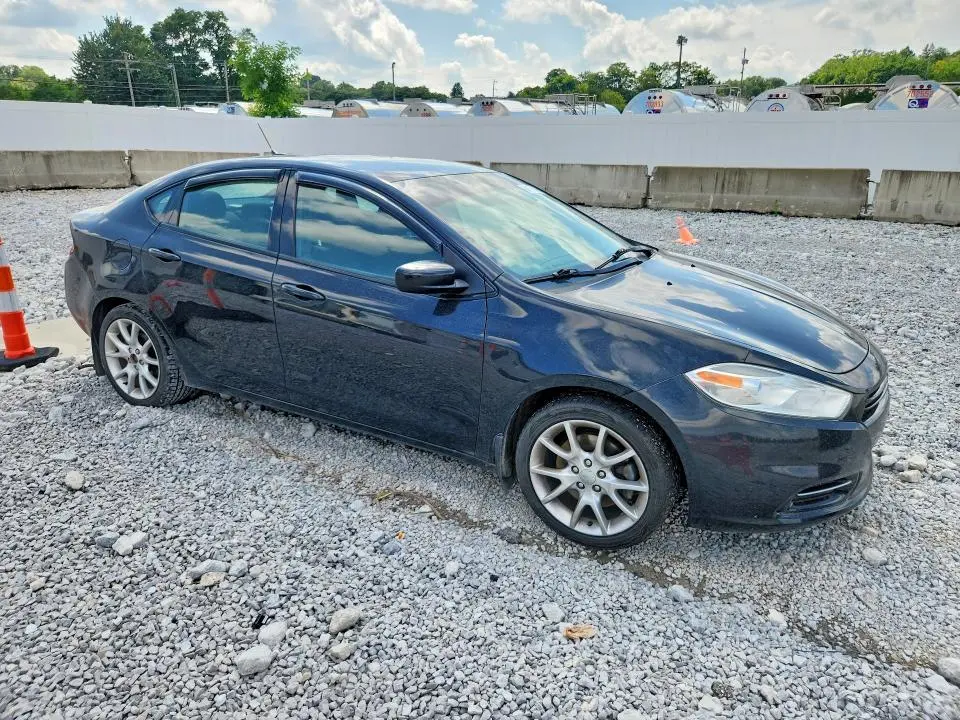 2013 DODGE DART SXT  