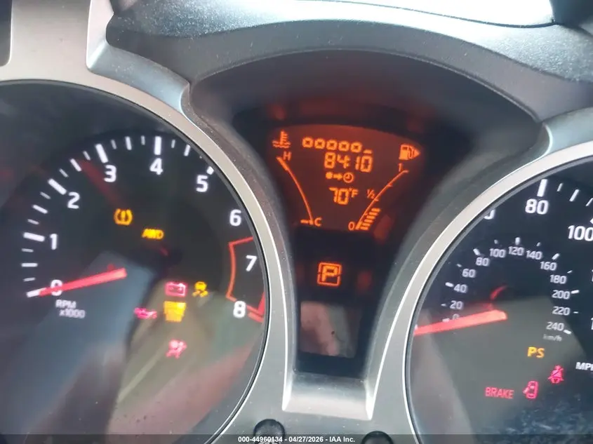 2013 NISSAN JUKE S