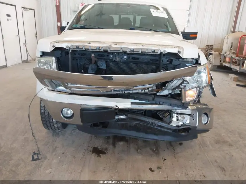 2012 FORD F-150 LARIAT