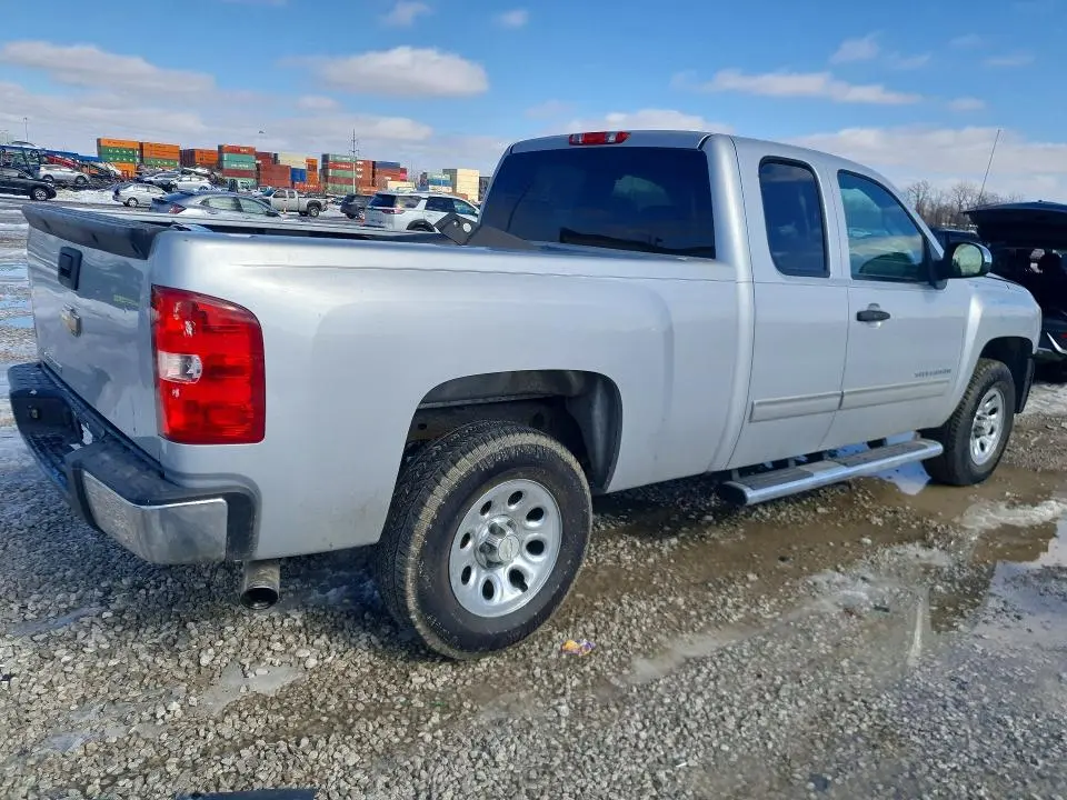 2013 CHEVROLET SILVERADO C1500 LS  