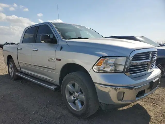 2015 RAM 1500 SLT