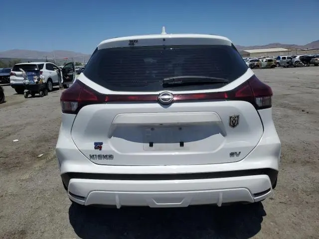 2022 NISSAN KICKS SV  