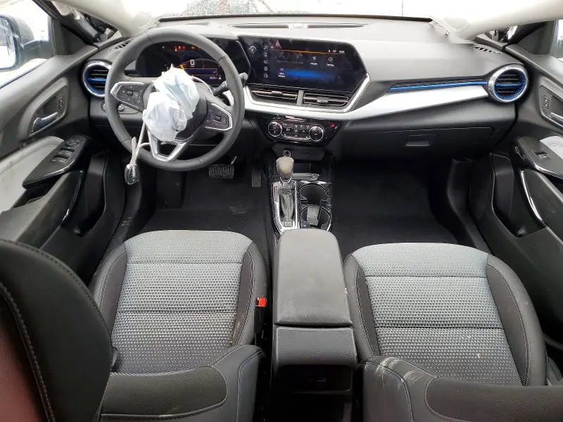2025 CHEVROLET TRAX 1LT  