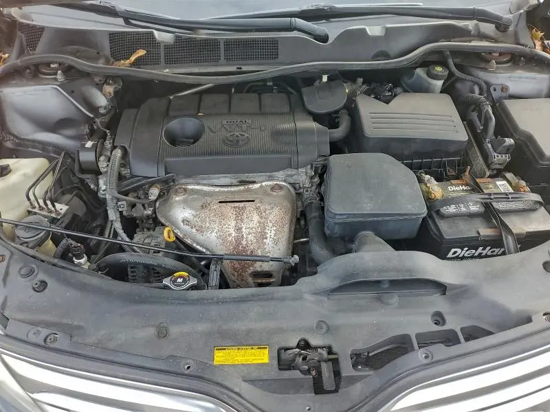 2012 TOYOTA VENZA LE  