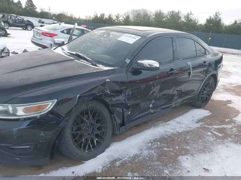 2010 FORD TAURUS LIMITED
