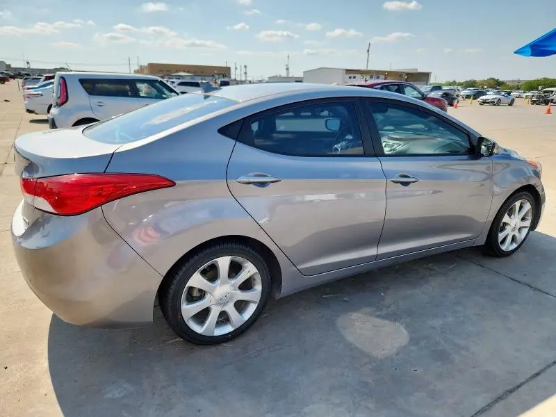 2012 HYUNDAI ELANTRA GLS  