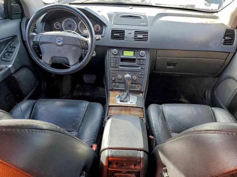 2011 VOLVO XC90 3.2  