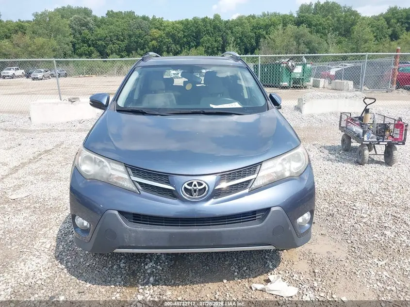 2014 TOYOTA RAV4 XLE