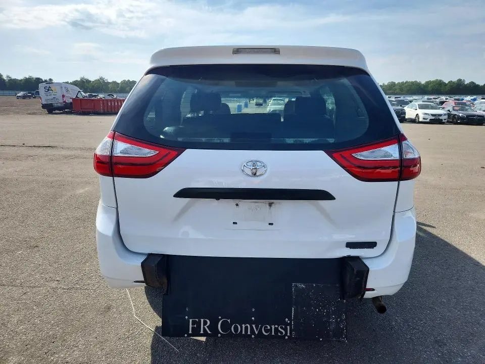 2017 TOYOTA SIENNA L 7-PASSENGER  
