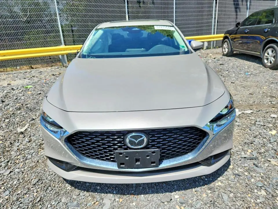 2025 MAZDA 3 PREFERRED  
