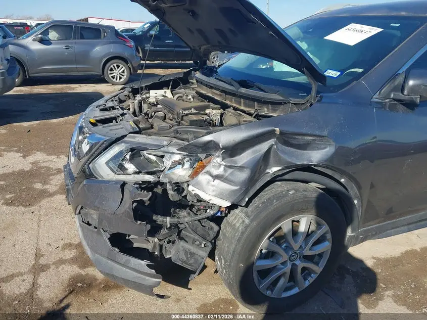 2019 NISSAN ROGUE S