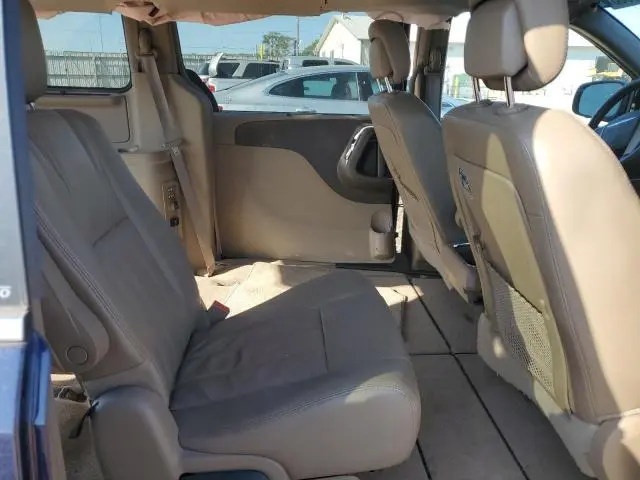 2013 CHRYSLER TOWN & COUNTRY TOURING L  