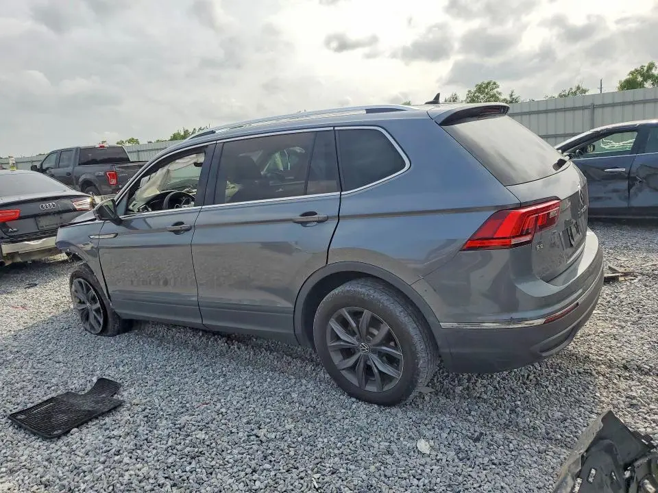 2022 VOLKSWAGEN TIGUAN SE  