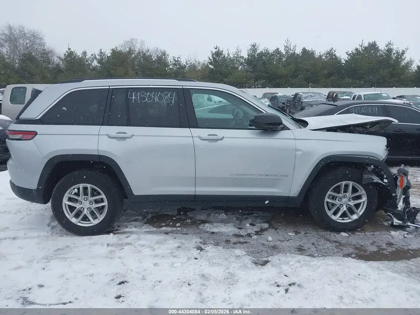 2023 JEEP GRAND CHEROKEE LAREDO X 4X4
