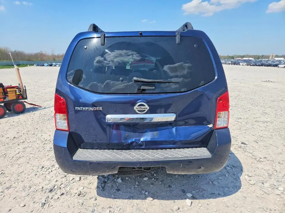 2012 NISSAN PATHFINDER S  