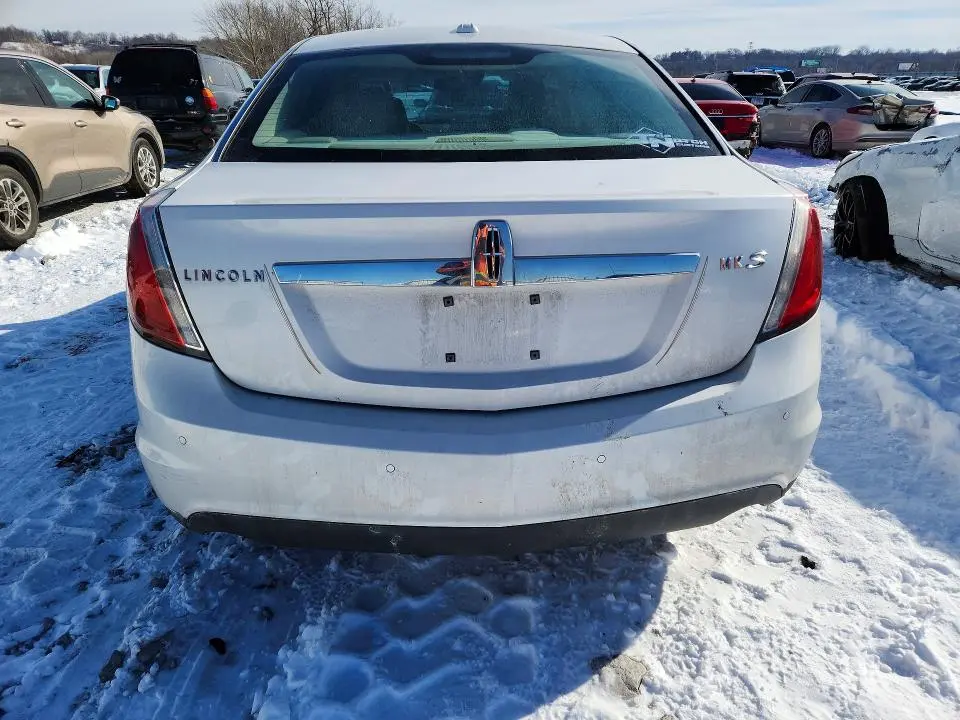 2011 LINCOLN MKS   