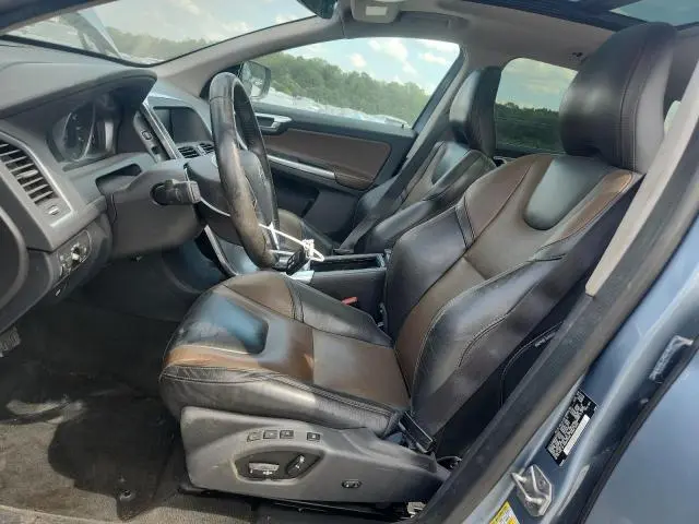 2017 VOLVO XC60 T5 DYNAMIC  