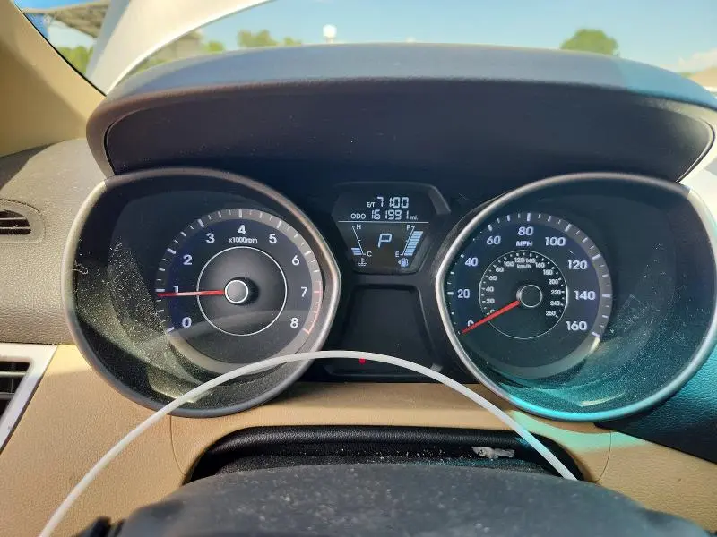 2013 HYUNDAI ELANTRA GLS  