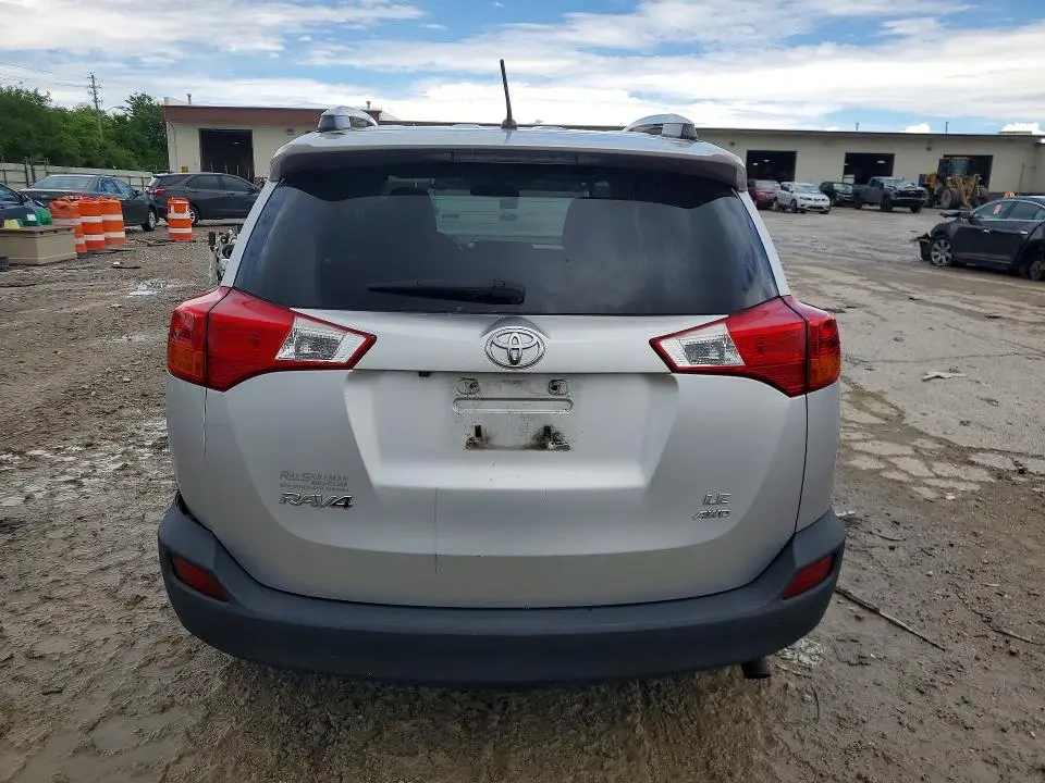 2014 TOYOTA RAV4 LE  