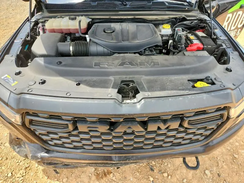 2025 RAM 1500 TRADESMAN  
