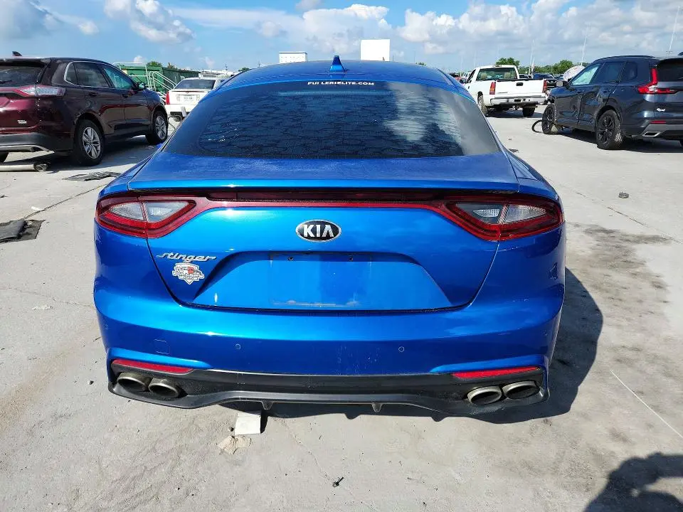 2019 KIA STINGER BASE  