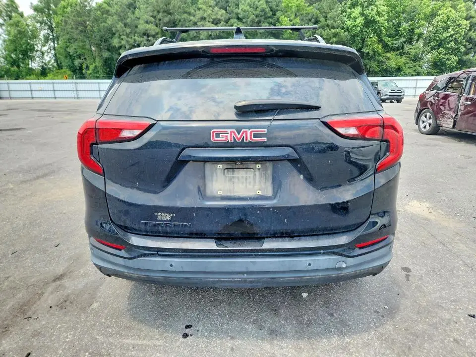 2021 GMC TERRAIN SLT  