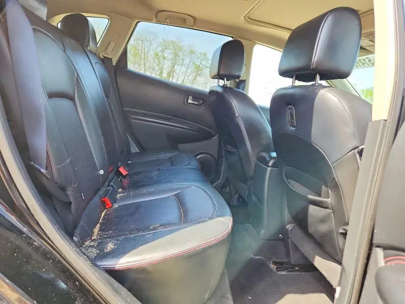 2011 NISSAN ROGUE S  