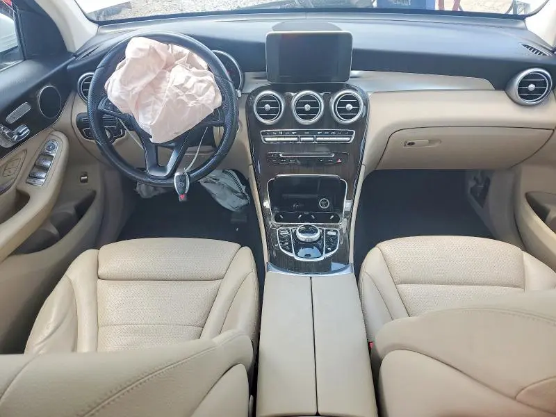 2017 MERCEDES-BENZ GLC 300 4MATIC  