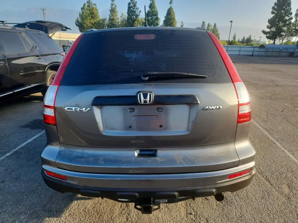 2010 HONDA CR-V LX  