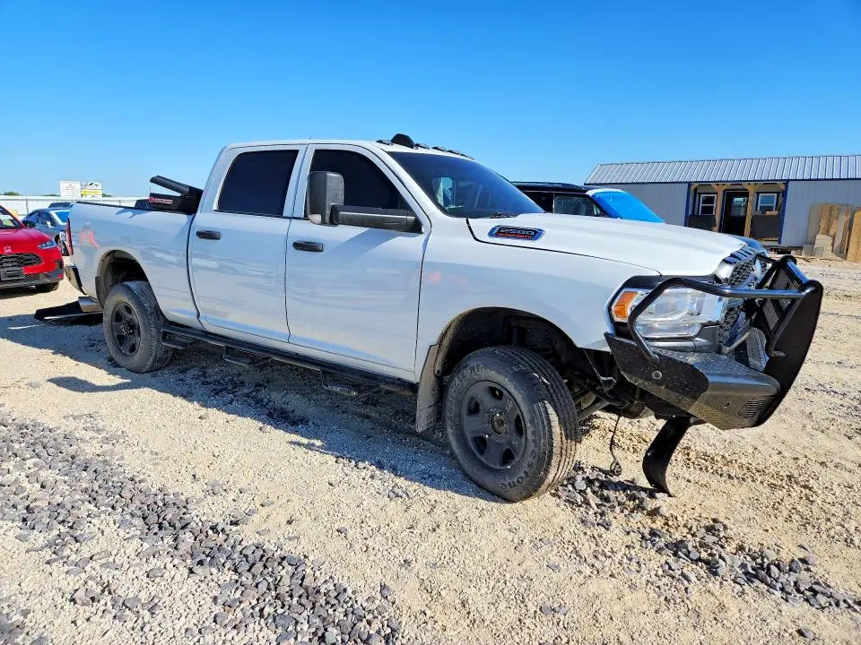 2022 RAM 2500 TRADESMAN  