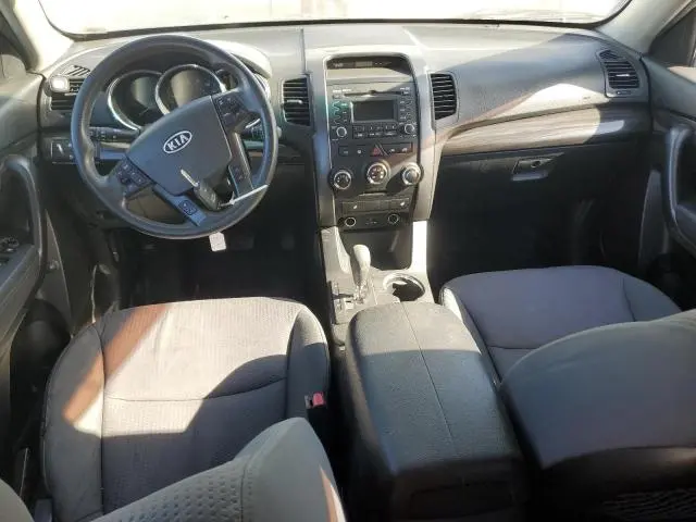 2012 KIA SORENTO BASE  