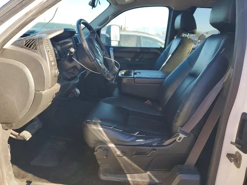 2012 GMC SIERRA K2500 SLE  