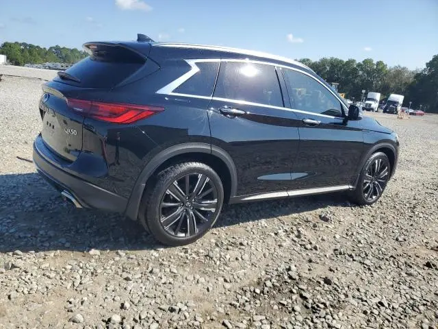 2022 INFINITI QX50 LUXE  