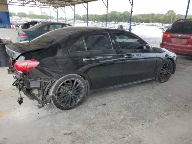 2022 MERCEDES-BENZ A 220  