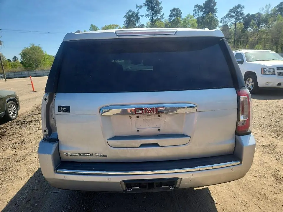 2020 GMC YUKON XL DENALI  