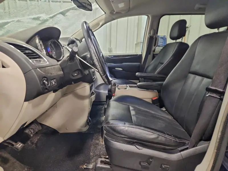 2012 CHRYSLER TOWN & COUNTRY TOURING  