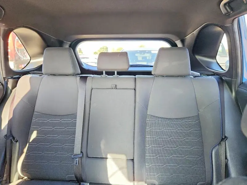 2022 TOYOTA RAV4 SE  