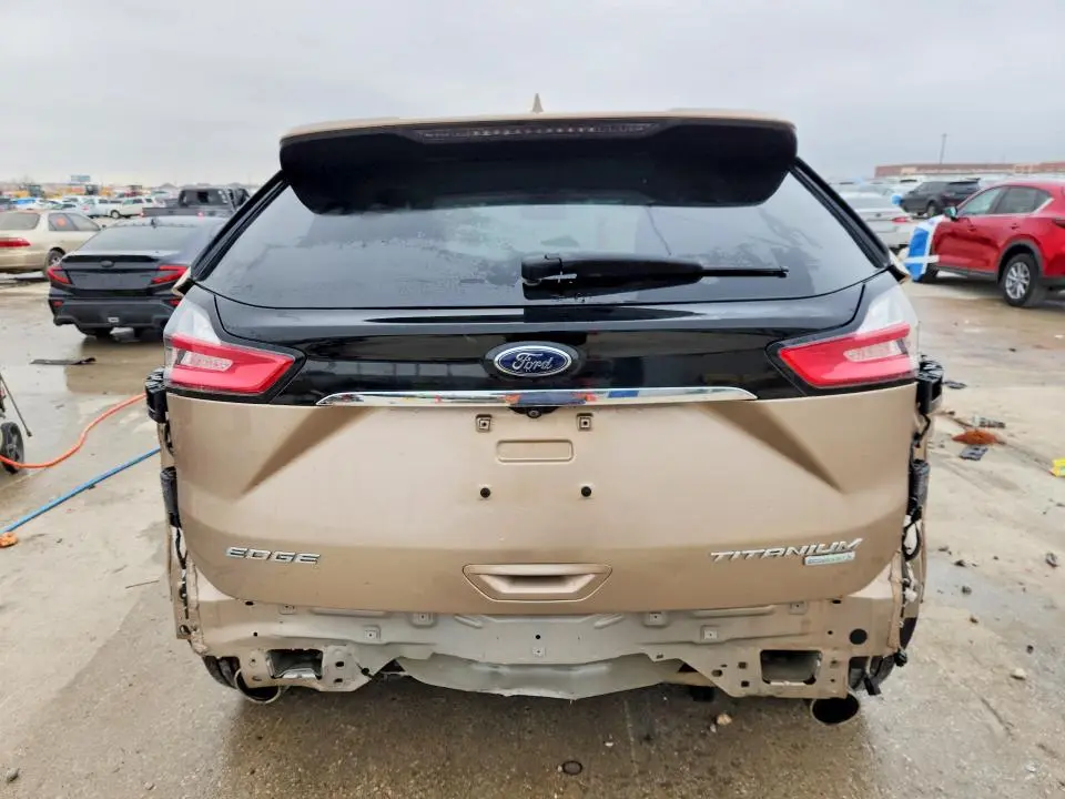 2020 FORD EDGE TITANIUM  