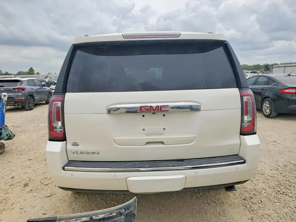 2015 GMC YUKON DENALI  