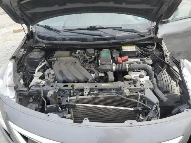2019 NISSAN VERSA S  