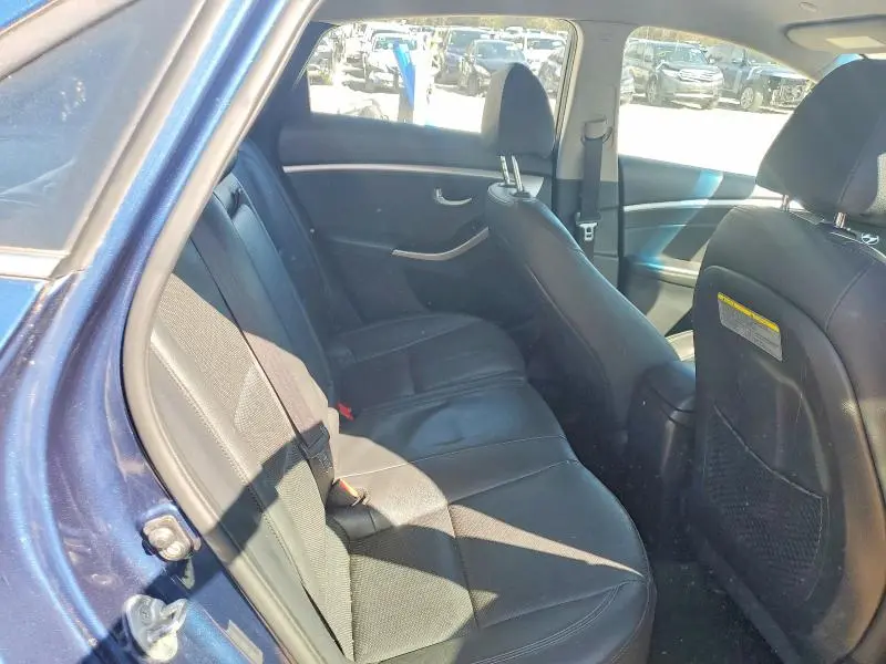 2014 HYUNDAI ELANTRA GT BASE  